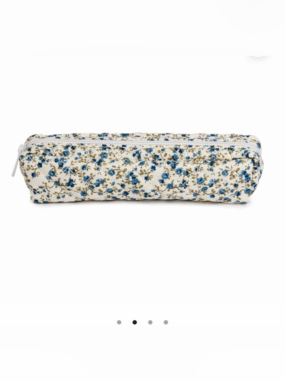 New moon nude Slim Quilted Floral Zip Pouch in Cream and Blue